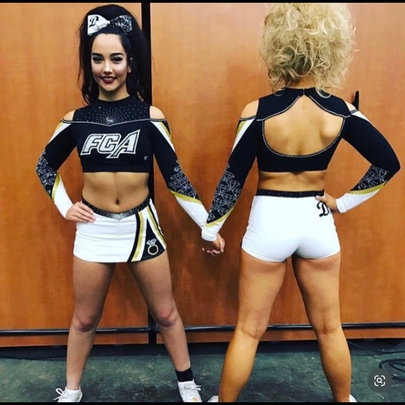 FCA Diamonds Cheer Uniform - Picture 1 of 5